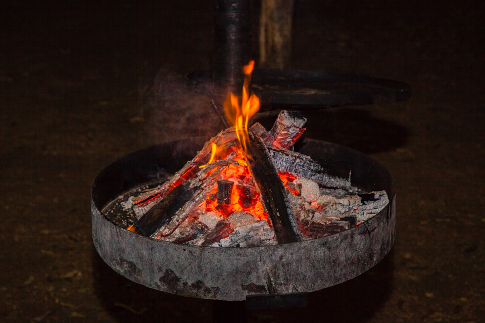 Campfire, Maroela Camping Safari